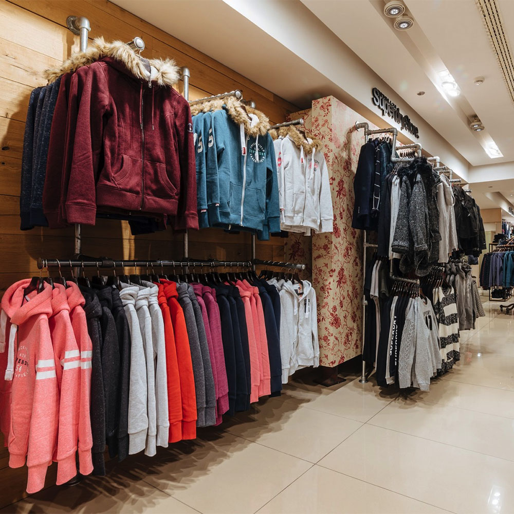 SuperdryAtticaGoldenWoman-04-1.jpg