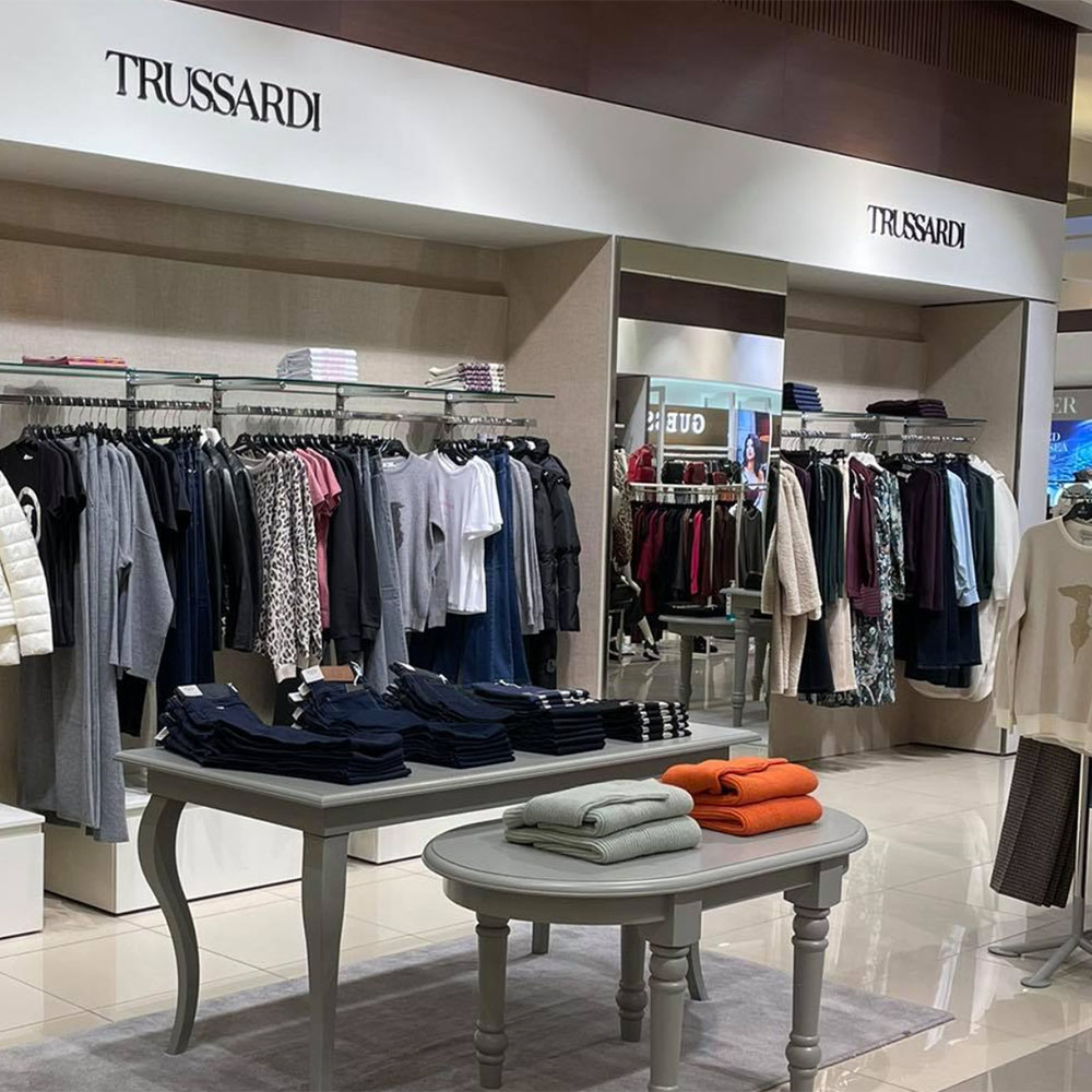 trussardi-woman-atticacosmos1872x1200-1.jpg